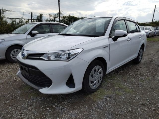 12278 Toyota Corolla axio NKE165 2018 г. (LUM Tokyo Nyusatsu)